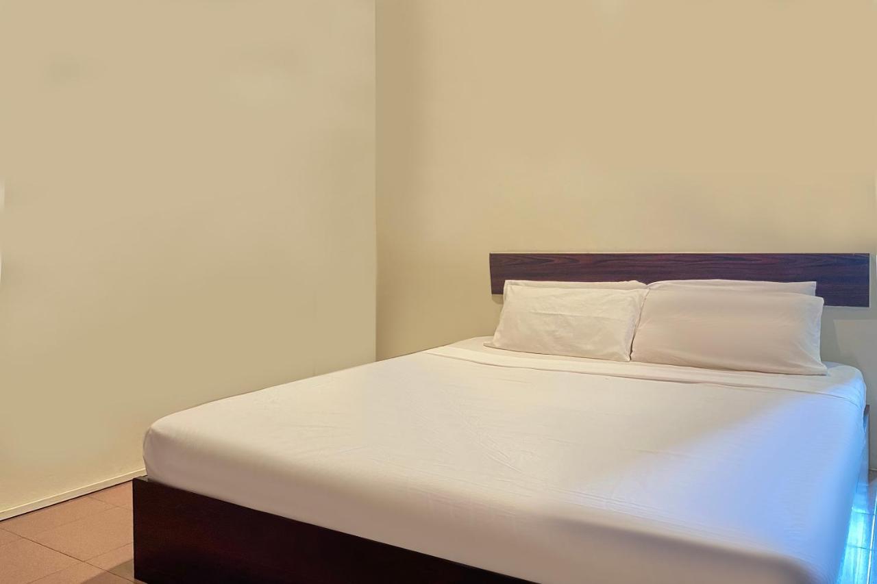סרי מנג'ונג Spot On 89907 Motel Impian מראה חיצוני תמונה