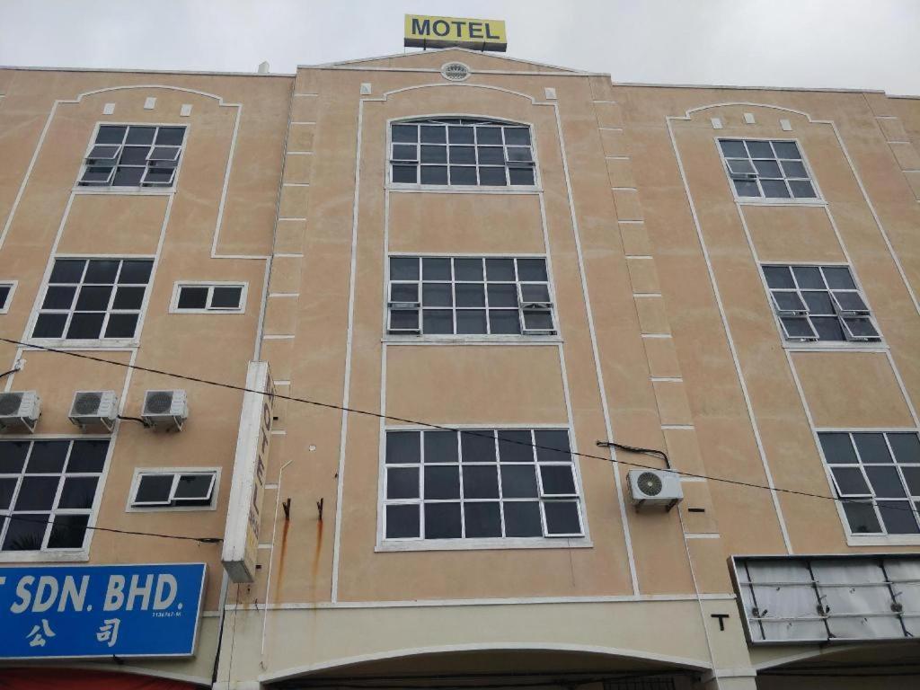 סרי מנג'ונג Spot On 89907 Motel Impian מראה חיצוני תמונה
