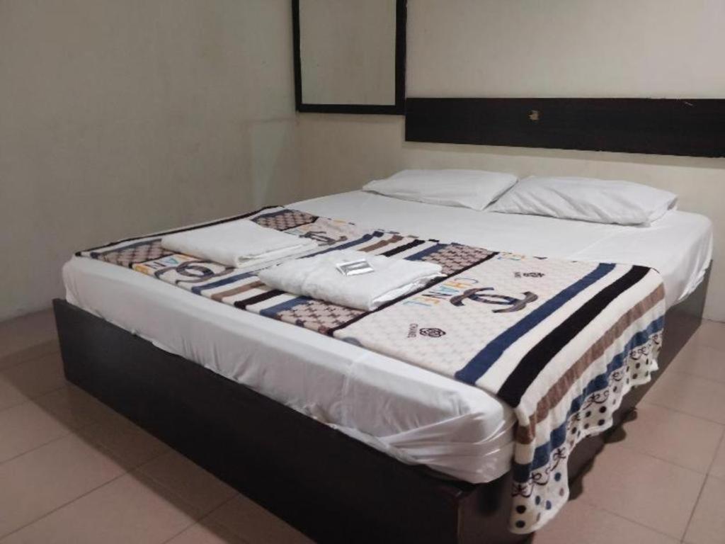 סרי מנג'ונג Spot On 89907 Motel Impian מראה חיצוני תמונה