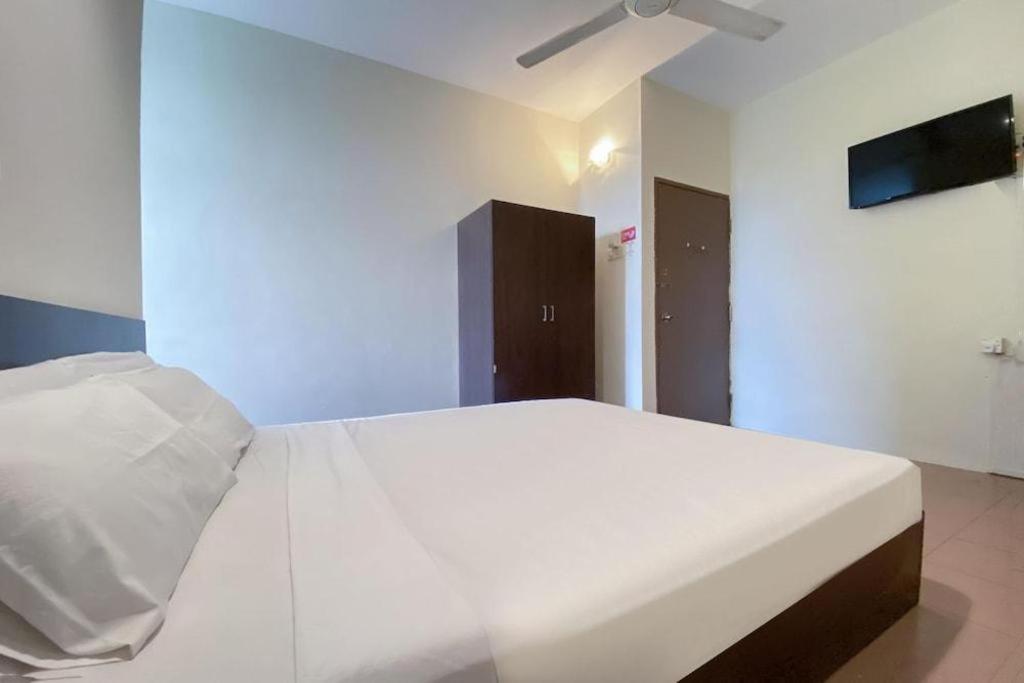 סרי מנג'ונג Spot On 89907 Motel Impian מראה חיצוני תמונה