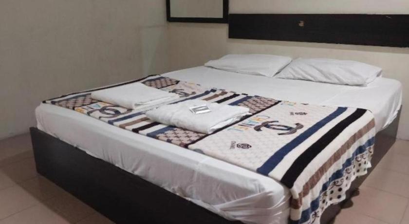 סרי מנג'ונג Spot On 89907 Motel Impian מראה חיצוני תמונה